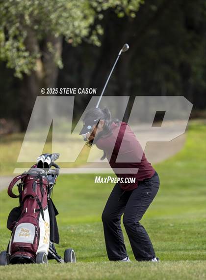 Thumbnail 1 in JV: Rocklin @ Whitney photogallery.