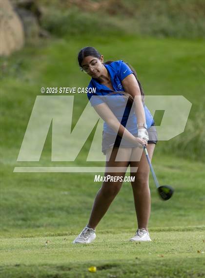 Thumbnail 3 in JV: Rocklin @ Whitney photogallery.