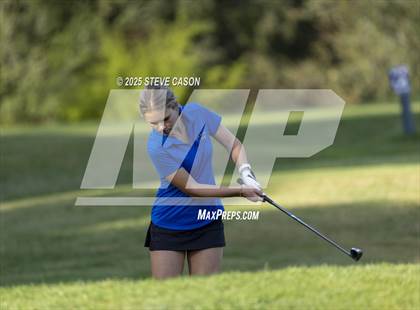 Thumbnail 2 in JV: Rocklin @ Whitney photogallery.