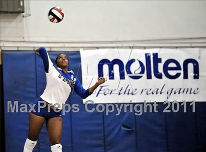 Thumbnail 1 in El Segundo @ Gahr (Molten Classic) photogallery.