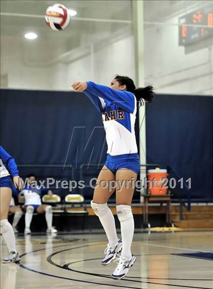 Thumbnail 2 in El Segundo @ Gahr (Molten Classic) photogallery.