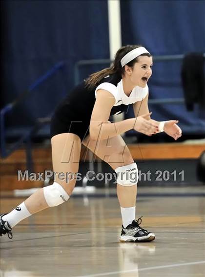 Thumbnail 3 in El Segundo @ Gahr (Molten Classic) photogallery.