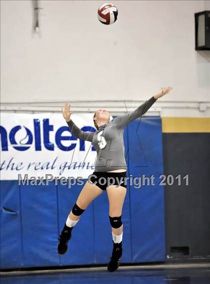 Thumbnail 2 in El Segundo @ Gahr (Molten Classic) photogallery.