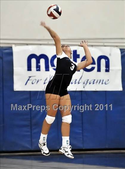 Thumbnail 1 in El Segundo @ Gahr (Molten Classic) photogallery.