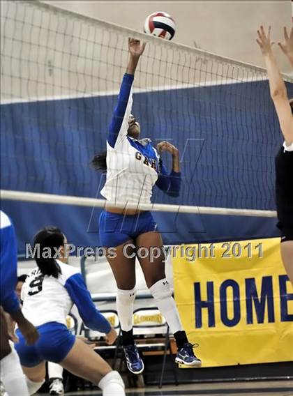 Thumbnail 3 in El Segundo @ Gahr (Molten Classic) photogallery.