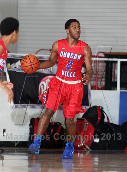 Thumbnail 2 in Westlake vs. Duncanville (McDonald's Texas Invitational) photogallery.