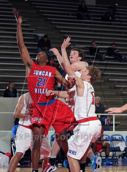 Thumbnail 2 in Westlake vs. Duncanville (McDonald's Texas Invitational) photogallery.