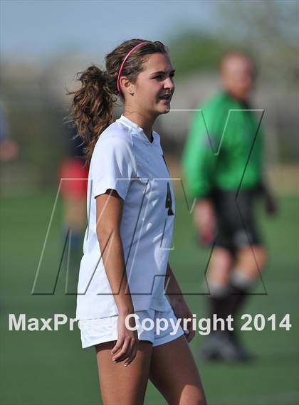 Thumbnail 2 in Rock Canyon vs. Liberty (CHSAA 5A Round 2) photogallery.