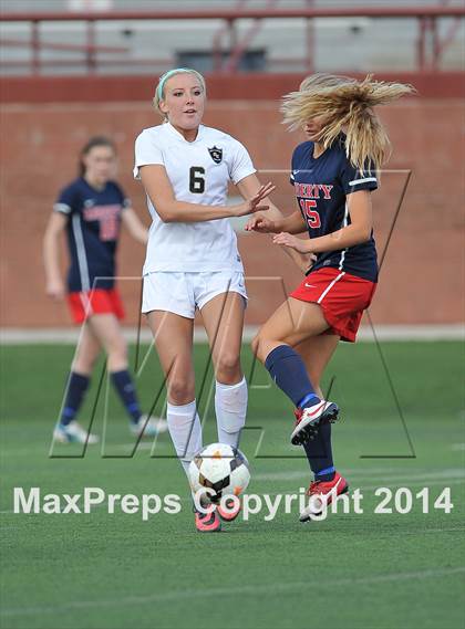 Thumbnail 2 in Rock Canyon vs. Liberty (CHSAA 5A Round 2) photogallery.