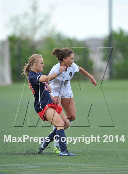 Thumbnail 2 in Rock Canyon vs. Liberty (CHSAA 5A Round 2) photogallery.