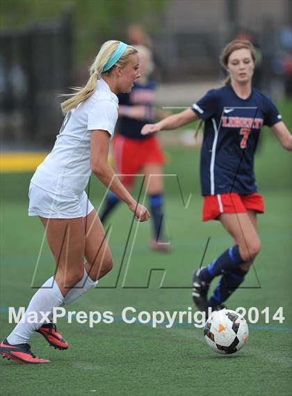 Thumbnail 1 in Rock Canyon vs. Liberty (CHSAA 5A Round 2) photogallery.