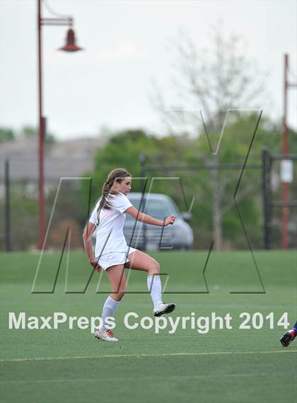 Thumbnail 3 in Rock Canyon vs. Liberty (CHSAA 5A Round 2) photogallery.