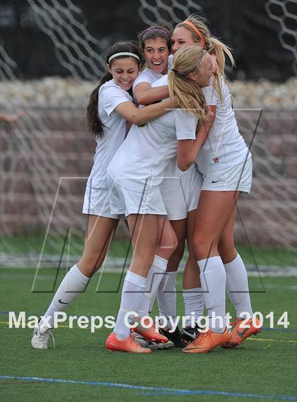 Thumbnail 3 in Rock Canyon vs. Liberty (CHSAA 5A Round 2) photogallery.