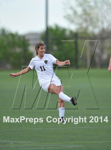 Thumbnail 3 in Rock Canyon vs. Liberty (CHSAA 5A Round 2) photogallery.