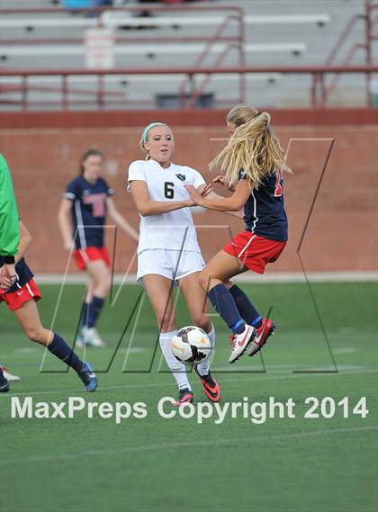 Thumbnail 1 in Rock Canyon vs. Liberty (CHSAA 5A Round 2) photogallery.