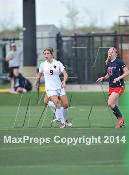 Thumbnail 3 in Rock Canyon vs. Liberty (CHSAA 5A Round 2) photogallery.