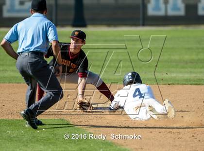 Thumbnail 2 in Torrey Pines vs. Granite Hills (CIF SDS D1 Playoff) photogallery.