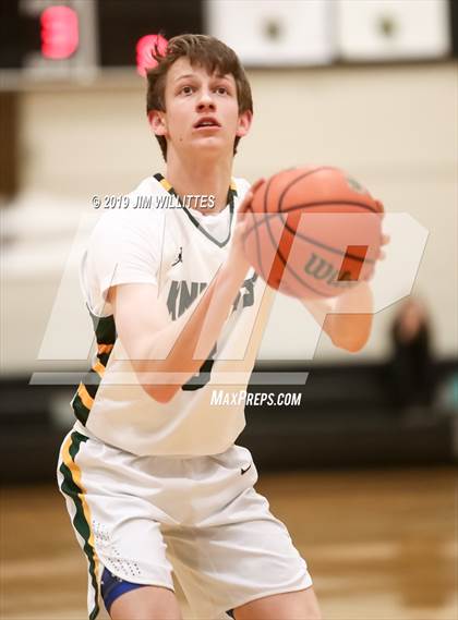 Thumbnail 3 in JV: Arizona College Prep @ Gilbert Christian photogallery.