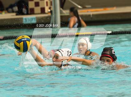 Thumbnail 3 in Willow Glen vs Ann Sobrato (Amanda Mac Invitational) photogallery.