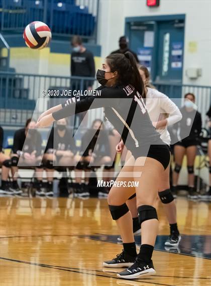 Thumbnail 3 in Reagan [Ronald] vs Lake Travis (UIL 6A Region 4 Quarterfinals) photogallery.