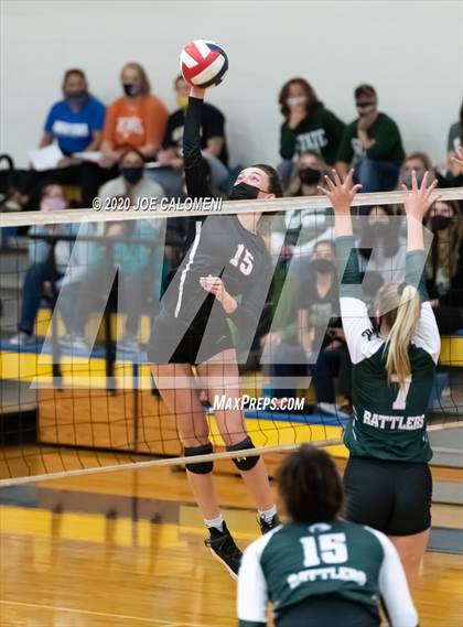 Thumbnail 1 in Reagan [Ronald] vs Lake Travis (UIL 6A Region 4 Quarterfinals) photogallery.