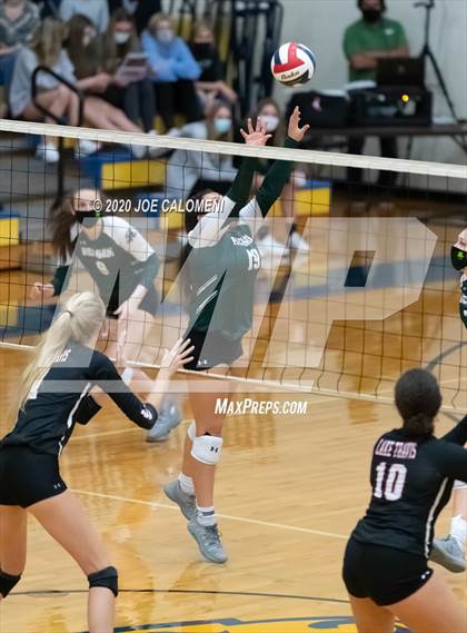 Thumbnail 1 in Reagan [Ronald] vs Lake Travis (UIL 6A Region 4 Quarterfinals) photogallery.