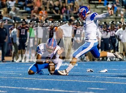 Thumbnail 2 in Serra @ Chaminade photogallery.