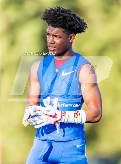 Thumbnail 2 in Serra @ Chaminade photogallery.
