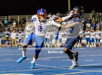 Thumbnail 3 in Serra @ Chaminade photogallery.