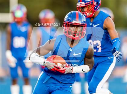 Thumbnail 2 in Serra @ Chaminade photogallery.