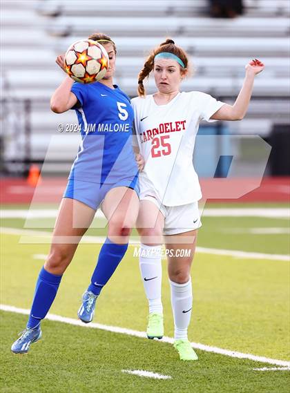 Thumbnail 2 in Carondelet @ Foothill photogallery.