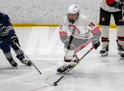 Thumbnail 2 in Exeter vs Bedford (NHIAA D1 Semifinal) photogallery.