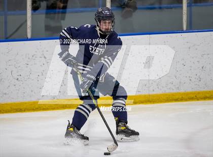 Thumbnail 3 in Exeter vs Bedford (NHIAA D1 Semifinal) photogallery.
