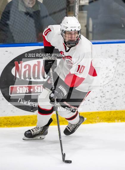 Thumbnail 2 in Exeter vs Bedford (NHIAA D1 Semifinal) photogallery.