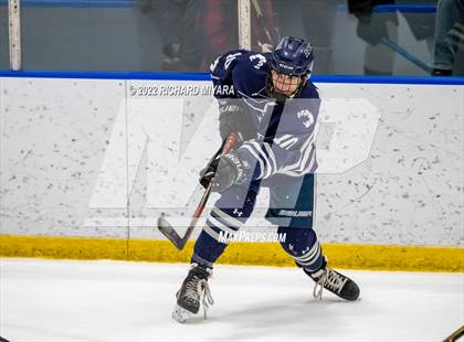 Thumbnail 1 in Exeter vs Bedford (NHIAA D1 Semifinal) photogallery.