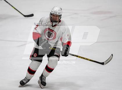 Thumbnail 1 in Exeter vs Bedford (NHIAA D1 Semifinal) photogallery.