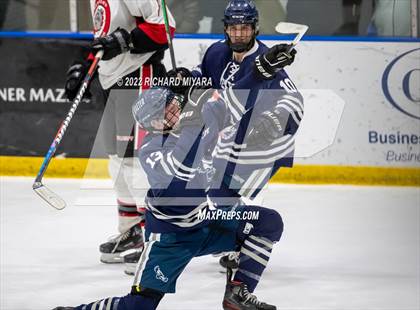 Thumbnail 3 in Exeter vs Bedford (NHIAA D1 Semifinal) photogallery.