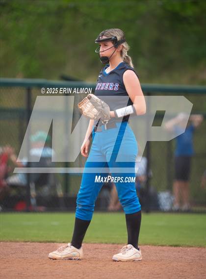 Thumbnail 1 in Colbert County vs. Mars Hill Bible photogallery.