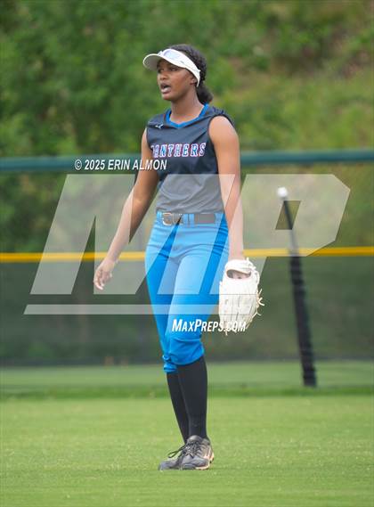 Thumbnail 2 in Colbert County vs. Mars Hill Bible photogallery.
