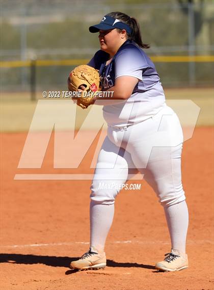 Thumbnail 1 in Fairfax vs Kellis (Sunrise Mountain Tournament) photogallery.