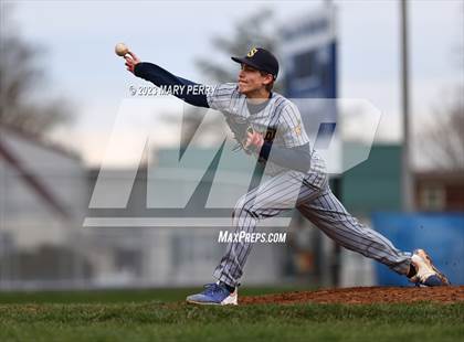 Thumbnail 3 in Shenango vs Riverside (Sanders Field) photogallery.