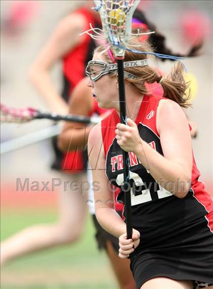 Thumbnail 1 in Bellaire vs. Trinity (TGHSLL DII Final) photogallery.