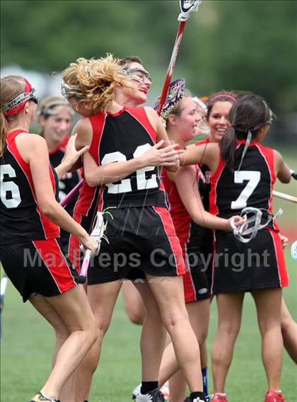 Thumbnail 2 in Bellaire vs. Trinity (TGHSLL DII Final) photogallery.