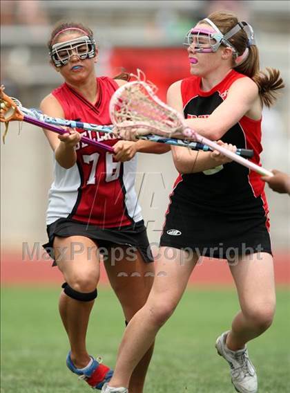 Thumbnail 1 in Bellaire vs. Trinity (TGHSLL DII Final) photogallery.