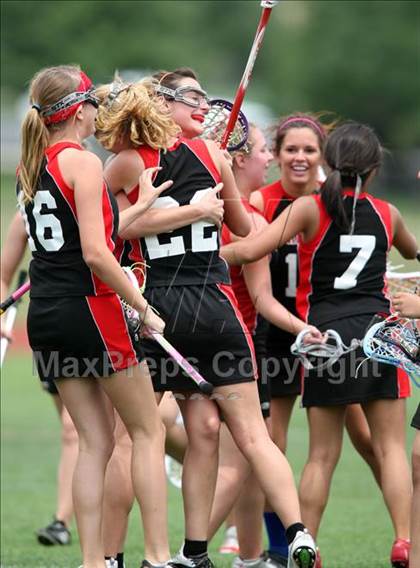 Thumbnail 3 in Bellaire vs. Trinity (TGHSLL DII Final) photogallery.