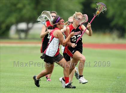 Thumbnail 1 in Bellaire vs. Trinity (TGHSLL DII Final) photogallery.