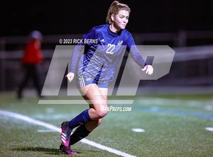Thumbnail 1 in Lake Creek vs A&M Consolidated photogallery.
