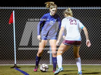 Thumbnail 2 in Lake Creek vs A&M Consolidated photogallery.