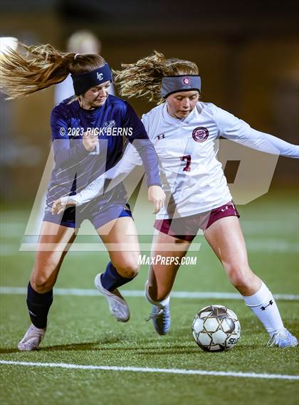 Thumbnail 1 in Lake Creek vs A&M Consolidated photogallery.