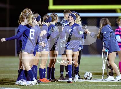 Thumbnail 3 in Lake Creek vs A&M Consolidated photogallery.